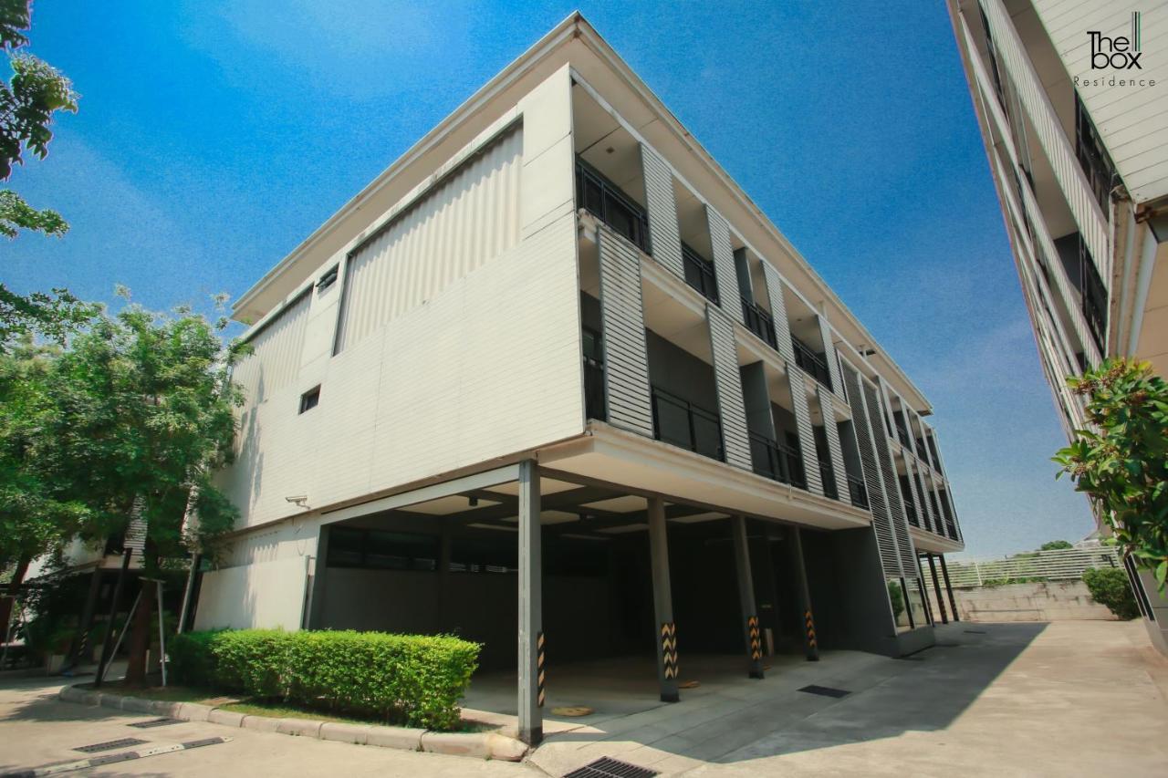 The Box Residence Bangkok Extérieur photo